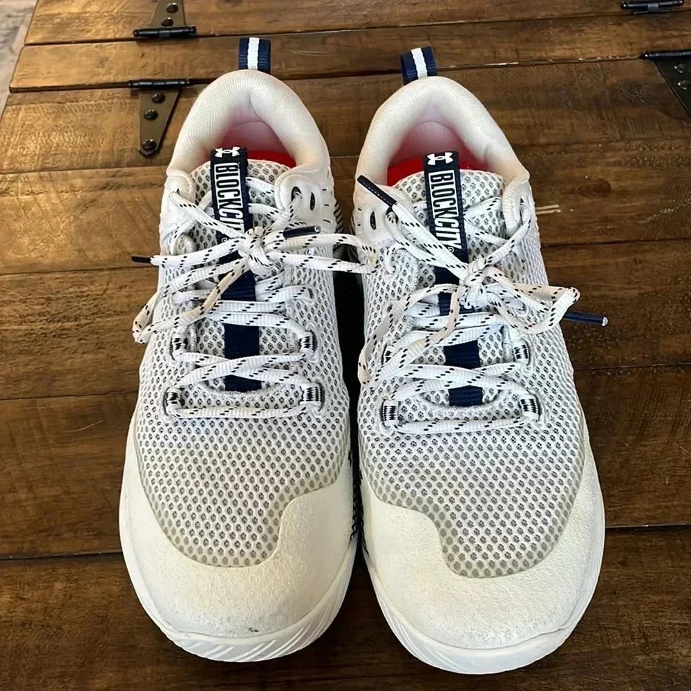 Under Armour Women's HOVR Block City Volleyball Shoes size 10.5